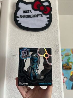 monster high figurine